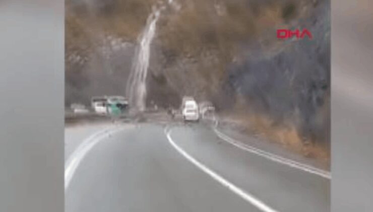 Artvin'de yamaçtan kopan kaya minibüse isabet etti