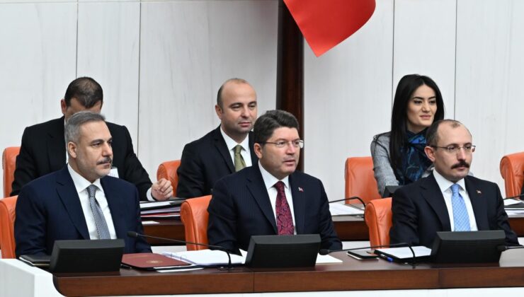 Bakan Tunç’tan uluslararası endekslere zehir zemberek sözler