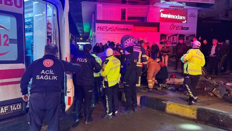 Bartın’da polisten kaçan otomobil takla attı: 1’i ağır 3 yaralı