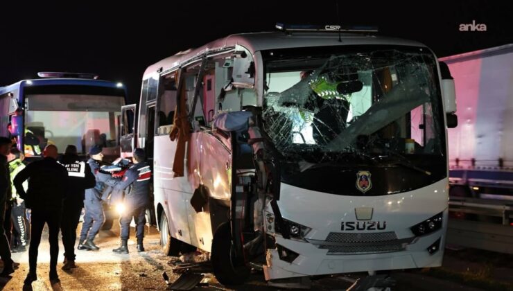 Cezaevi nakil aracı kaza yaptı: çok sayıda yaralı var