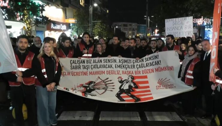 CHP Kadıköy Gençlik Kolları'ndan Asgari Ücret protestosu