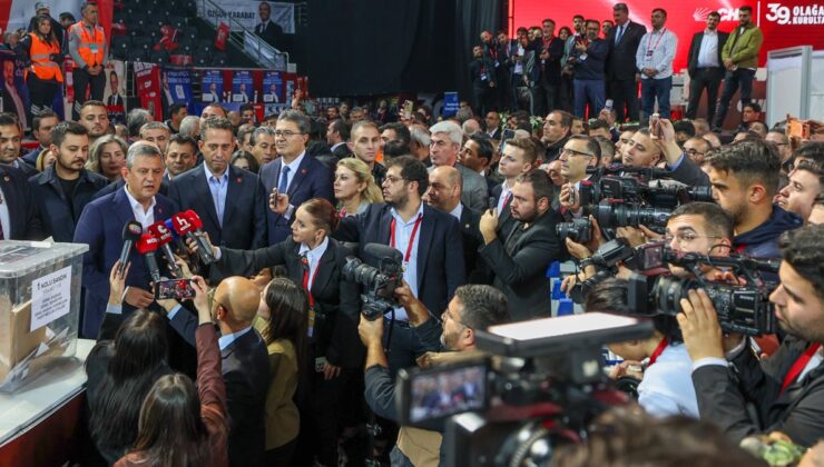 CHP'li Özer: Bu kadroların iktidar yolculuğunda yeni bir aşamaya taşıyacağına inanıyorum