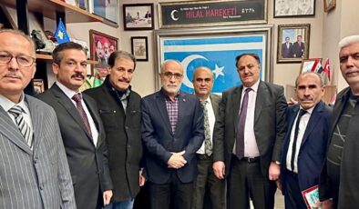 Cumhurbaşkanı Başdanışmanı Yalçın Topçu, Suriye Türkmenleri ile görüştü