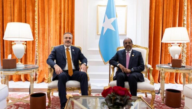 Dışişleri Bakanı Fidan, Somali Cumhurbaşkanı Mahmud ile görüştü
