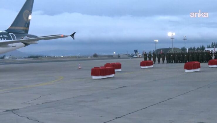 Düşen uçaktaki Libya heyeti için tören