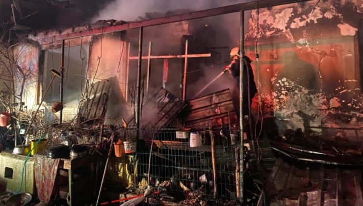 Edirne’de çiftlik alev alev yandı