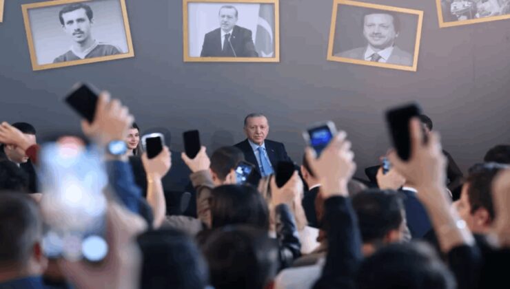 Erdoğan, Ahmet Kaya şarkısı söyledi