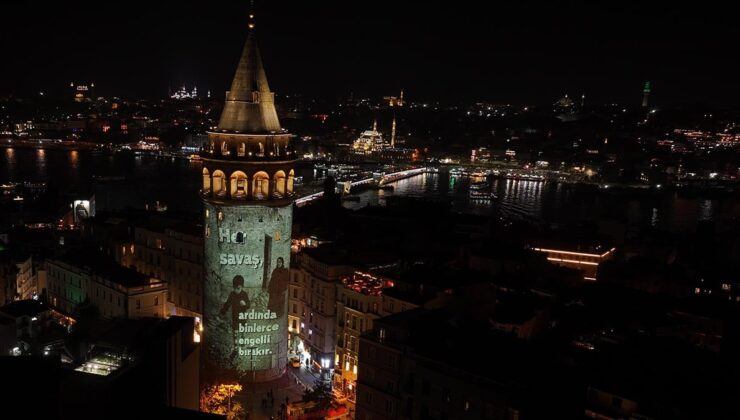 Galata Kulesi'ne savaşlarda engelli kalan çocuklar ve sivillerin videosu yansıtıldı
