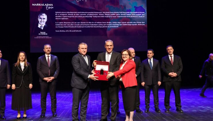 Gaziantep’e değer katanlar ödüllendirildi