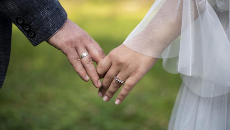 Hayati çözümler İslam hukukunda: Süresiz nafaka karanlığını ışığa kavuşturacak hükümler