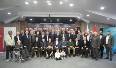 İlk imam hatipliler maziden atiye vefa buluşmasında bir araya geldi