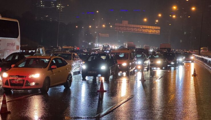 İstanbul'da 7 araç birbirine girdi