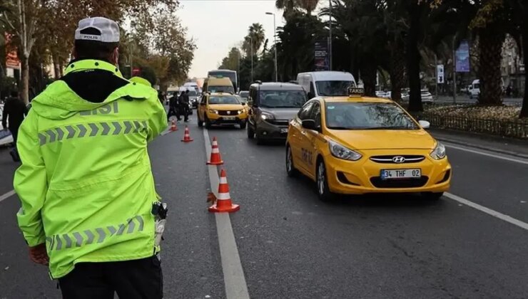 İstanbul'da yılbaşında kapanacak yollar belli oldu. Saat 14.00'ten sonra araçlar geçemeyecek