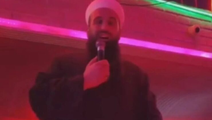 İzmir’de pavyona giden tebliğci sahneye çıkıp tövbeye çağırdı