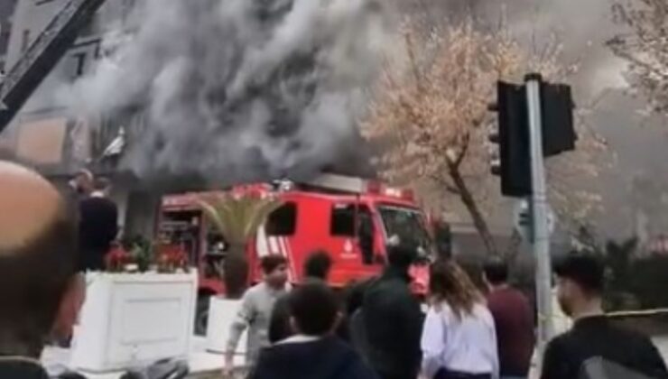 Kadıköy'de yangın paniği! Çok sayıda ekip müdahale ediyor