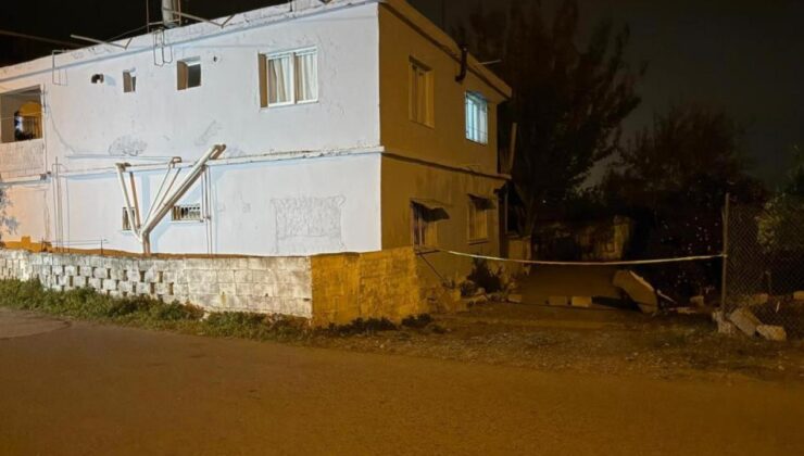 Karısını baltayla öldürüp banyoya gömdü