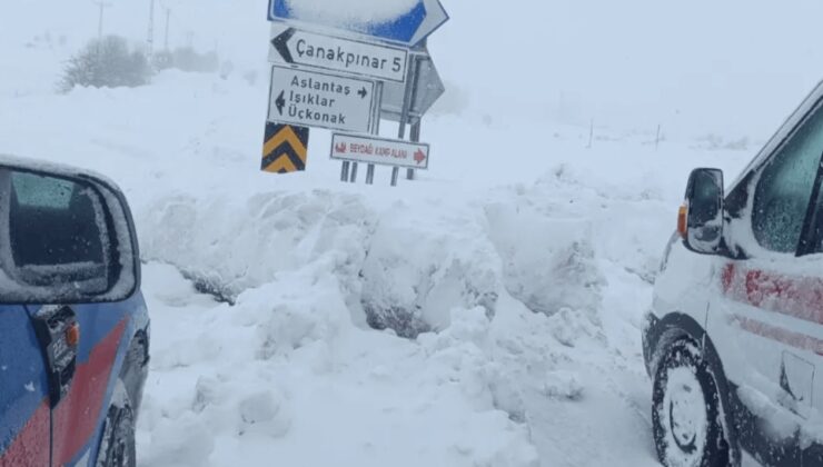 Kayseri'de mahsur kalan 5 kampçı kurtarıldı