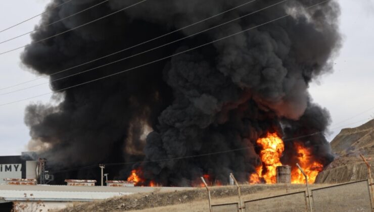 Kırıkkale'de fabrika yangını! Alevlerle mücadele devam ediyor