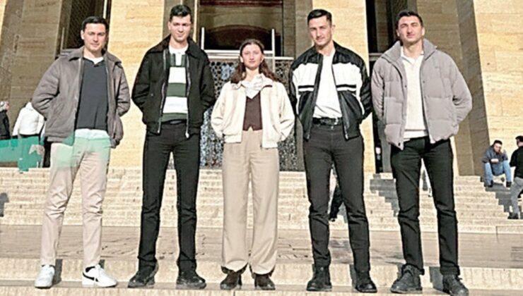 Komutana selam durun!