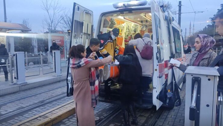 Liselilerin kavgası kanlı bitti