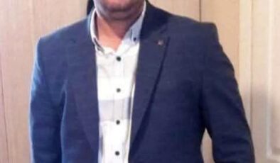 Otomobiliyle yön levhasına çapan muhtar öldü