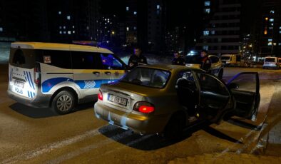 Polise çarpıp kaçan sürücü tutuklandı