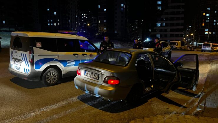 Polise çarpıp kaçan sürücü tutuklandı