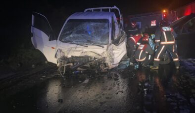 Sakarya’da feci kaza: 1 ölü 3 yaralı