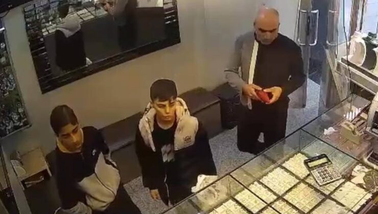 Sosyal medya bu çocukları konuşuyor: Milyon liralık altını sahibine teslim ettiler