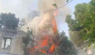 Sultanahmet Meydanı’nda bir restoranda yangın