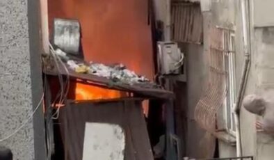 Sultangazi’de tekstil atölyesinde yangın