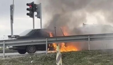 Tekirdağ’da seyir halindeki otomobil alev topuna döndü!