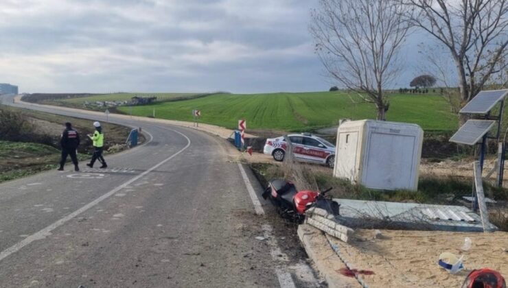 Tekirdağ'da motosiklet tel çitlere çarptı: 1 ölü, 1 yaralı