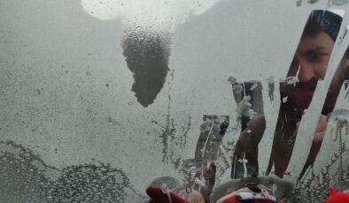 Termometreler eksi 17’yi gördü: Kent buz tuttu! ‘Trafiğe çıkmayın’ uyarısı