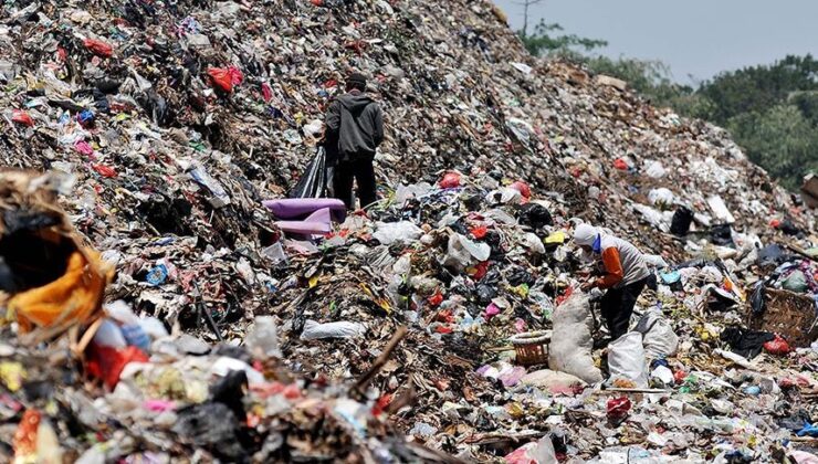 Türkiye Avrupa'nın çöplüğü oldu! Yıldan yıla gönderilen atık arttı!
