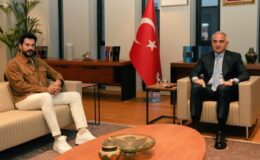 Ünlü oyuncudan Bakan ziyareti! "Birlikte güzel işlere imza atacağız"