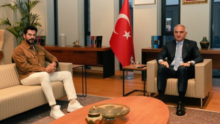 Ünlü oyuncudan Bakan ziyareti! "Birlikte güzel işlere imza atacağız"