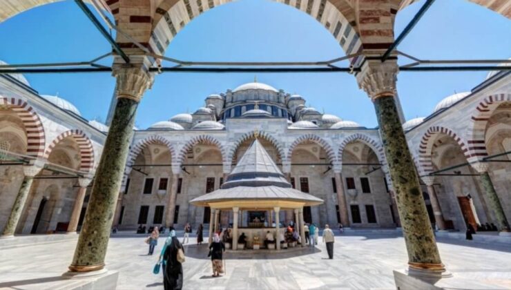 Valilik karar aldı: Cami önünde satışı yasaklandı