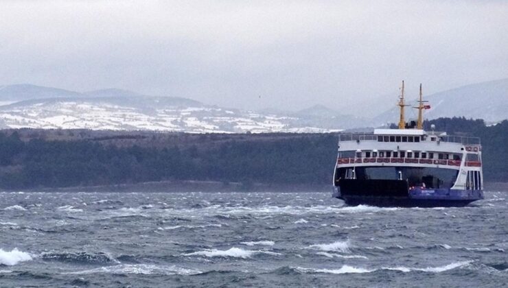 Yoğun sis kenti etkisi altına aldı: Feribot seferleri iptal edildi