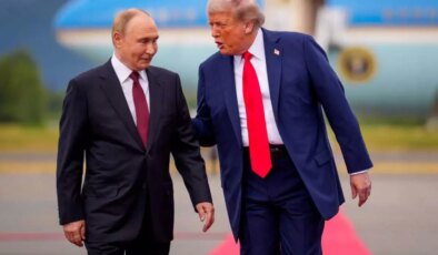 Zelenski ile görüşecek olan Trump’tan Putin’e telefon