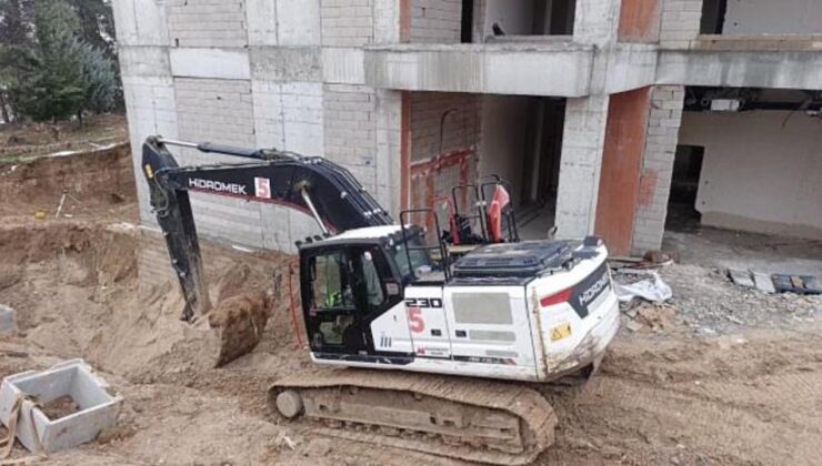 Adıyaman’da feci ölüm: İş makinesi ile duvar arasında sıkıştı!