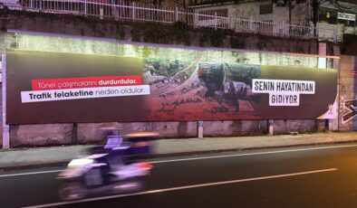 Afiş propagandası ters tepti! Tepkiler çığ gibi yağdı