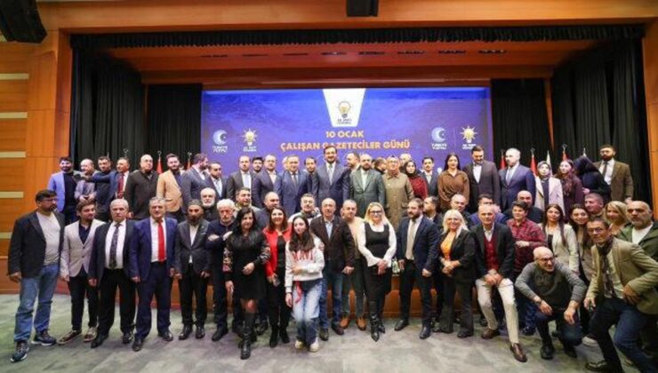 AK Parti İstanbul İl Başkanlığı’nda gazetecilerle ’10 Ocak’ buluşması