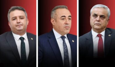 AKP’ye Millet İttifakı’ndan üç vekil katılacak: Rozetleri Erdoğan takacak