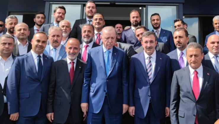 AKP'nin kurucusunun şirketi Koç'u ve Sabancı'yı solladı