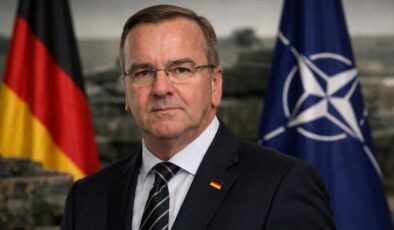 Almanya'dan Trump'ı kızdıracak Grönland açıklaması