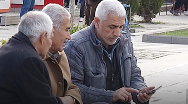 Ankara kulislerinde emekli zammı! Masada yeni rakam var!