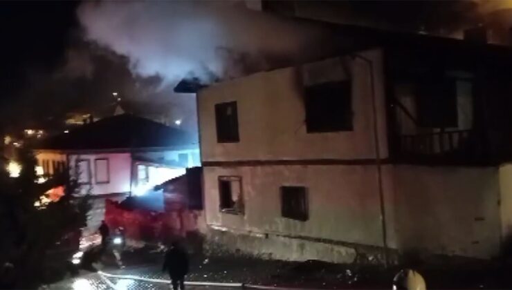Ankara'da yangın! 6 ev küle döndü