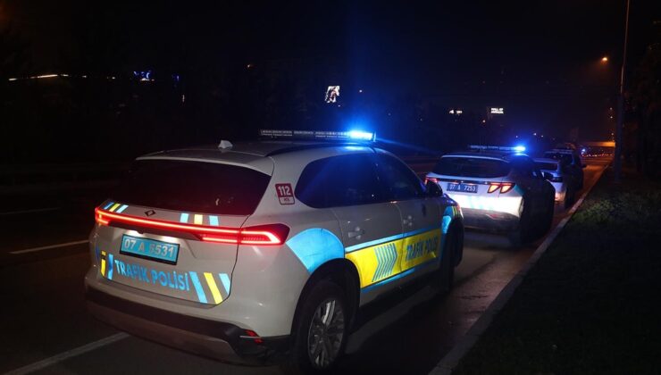 Antalya’da şüpheli ölüm! Park halindeki minibüste cansız bedeni bulundu