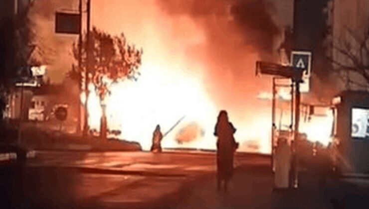 Avcılar’da İETT otobüsü alev alev yandı